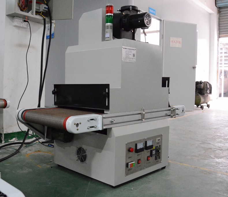 藍牙耳機UV固化機.jpg 藍牙耳機UV固化機.jpg