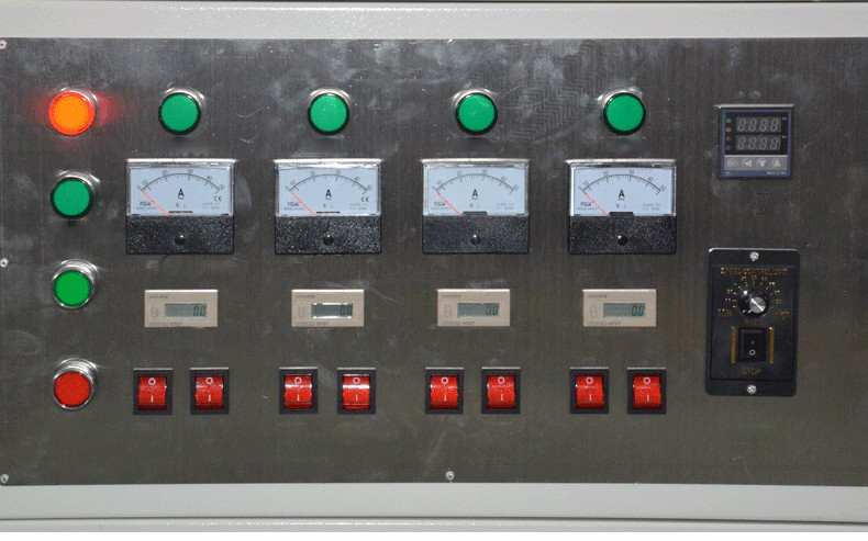 塑膠地磚UV固化機.jpg 塑膠地磚UV固化機.jpg